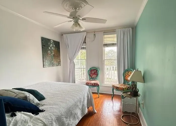 Holiday home 1900s In Historic Dt *